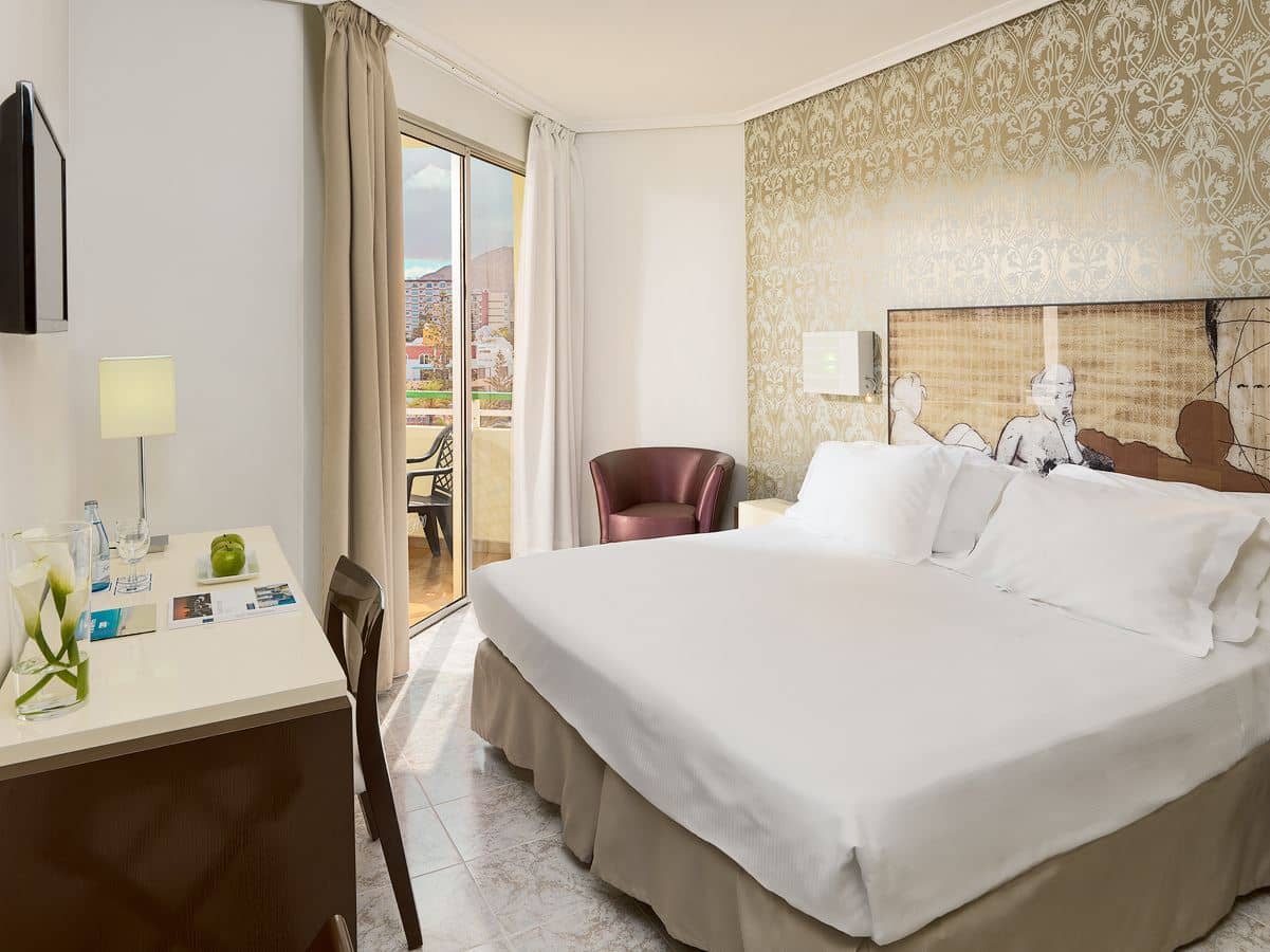rooms-standard-room