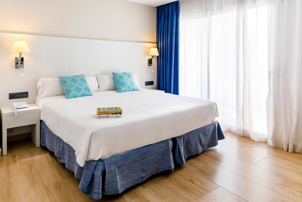 rooms-double-room