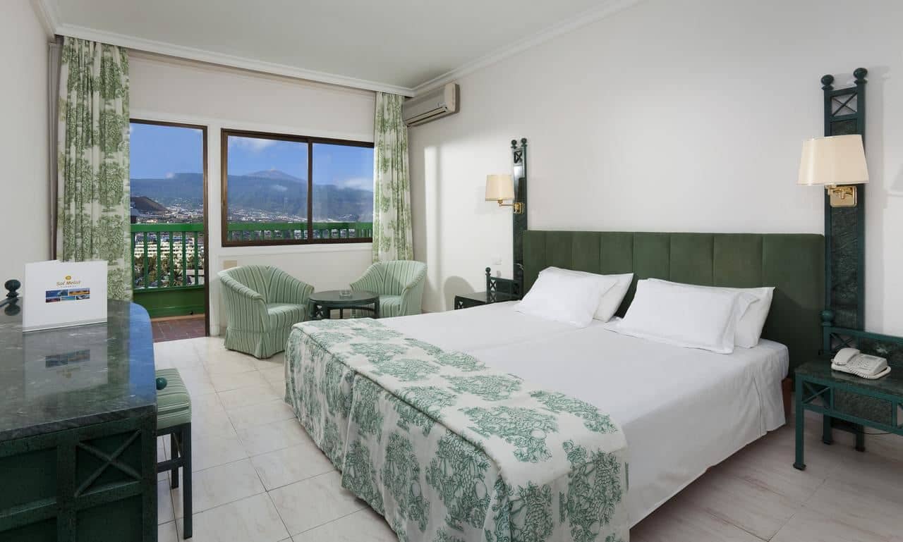rooms-double-room
