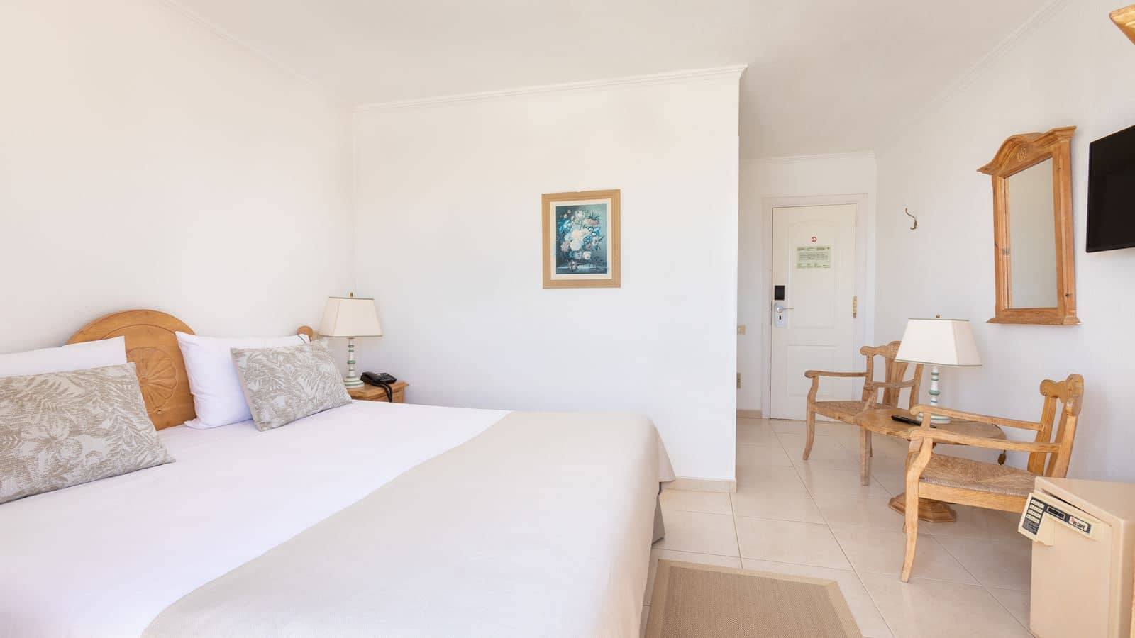 rooms-double-room-sea-view-balcony-or-terrace