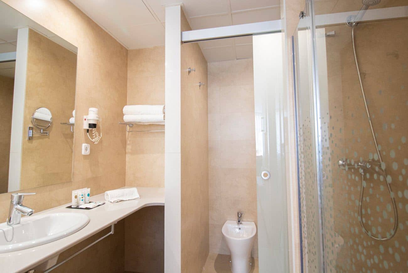 rooms-single-room