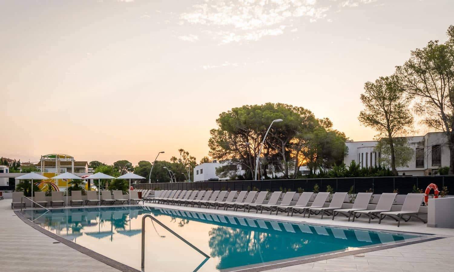 pools-outdoor-pool