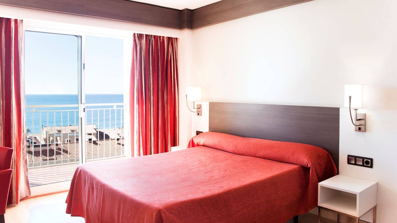 rooms-double-room-pool-view-with-balcony-or-terrace
