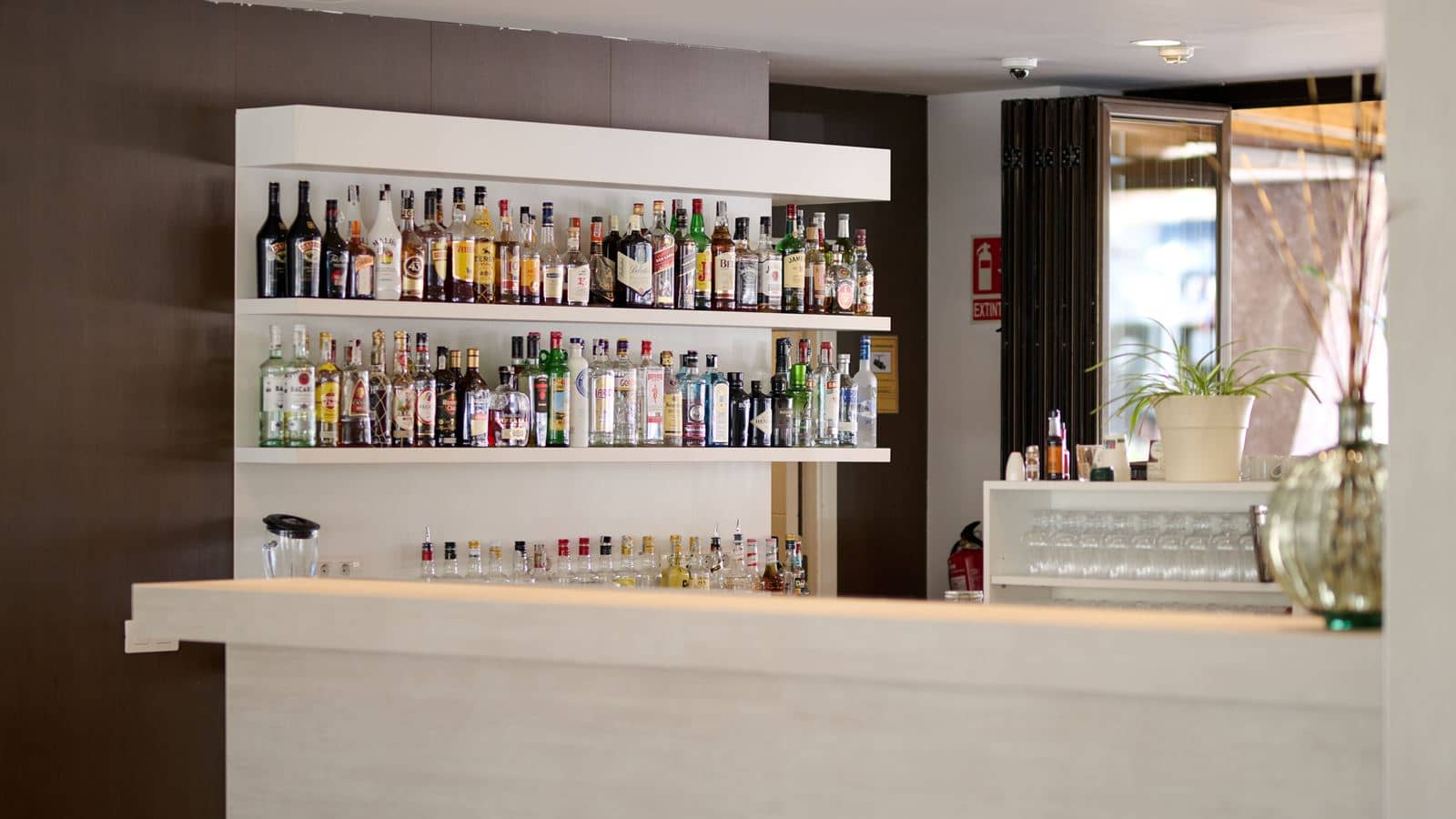 bars-la-luna-bar