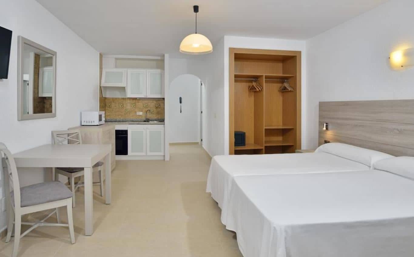 rooms-standard-studio