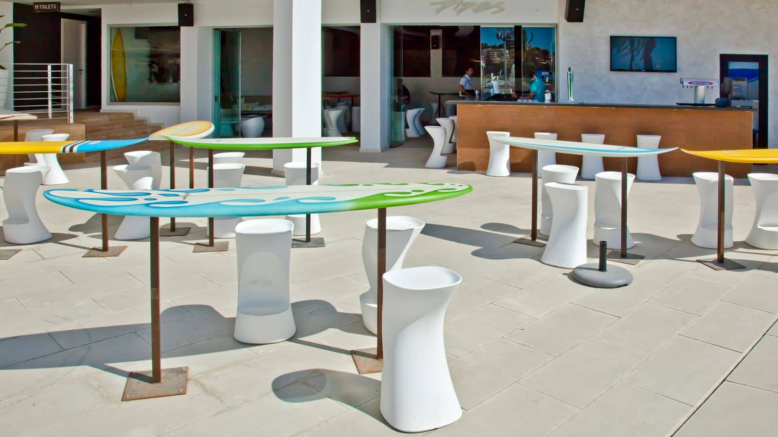 restaurants-pipes-snack-bar