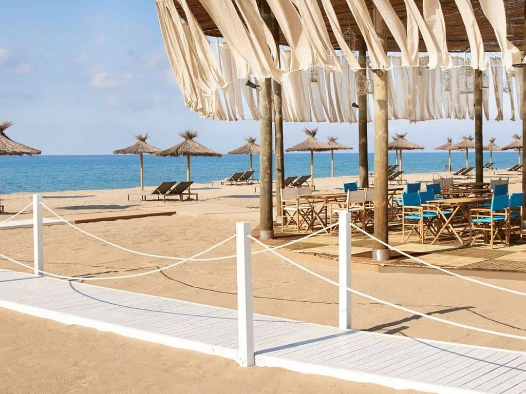 restaurants-beach-club