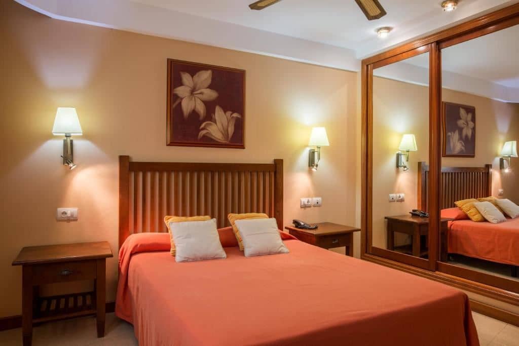 rooms-apartment-2-bedrooms