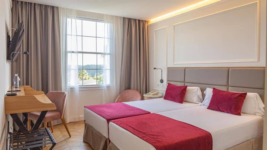 rooms-double-revenue-room