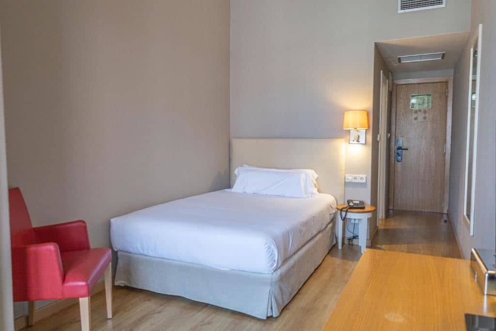 rooms-single-room