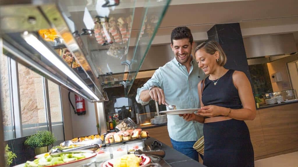 restaurants-restaurant-buffet