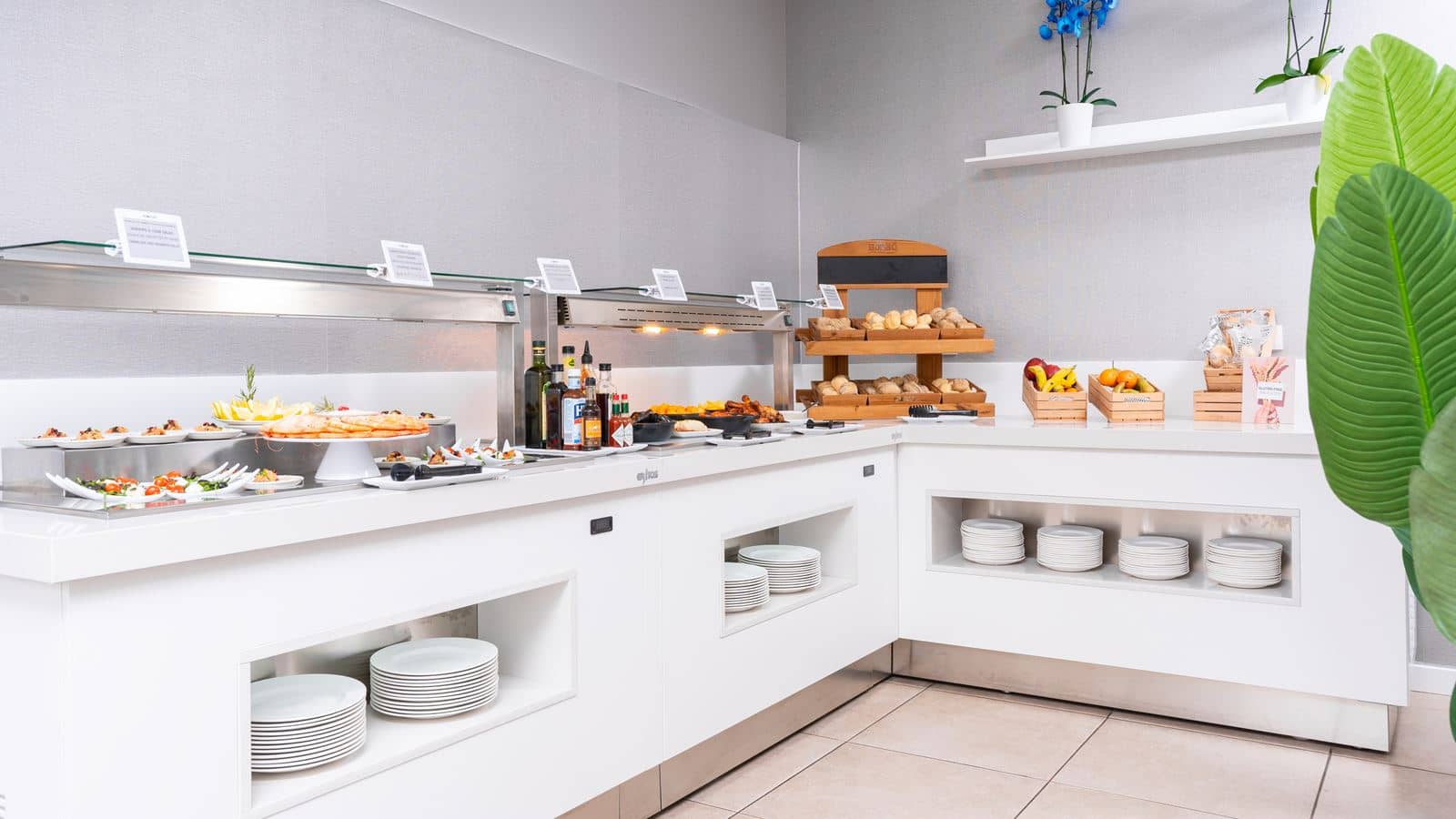 restaurants-buffetrestaurant-the-posh