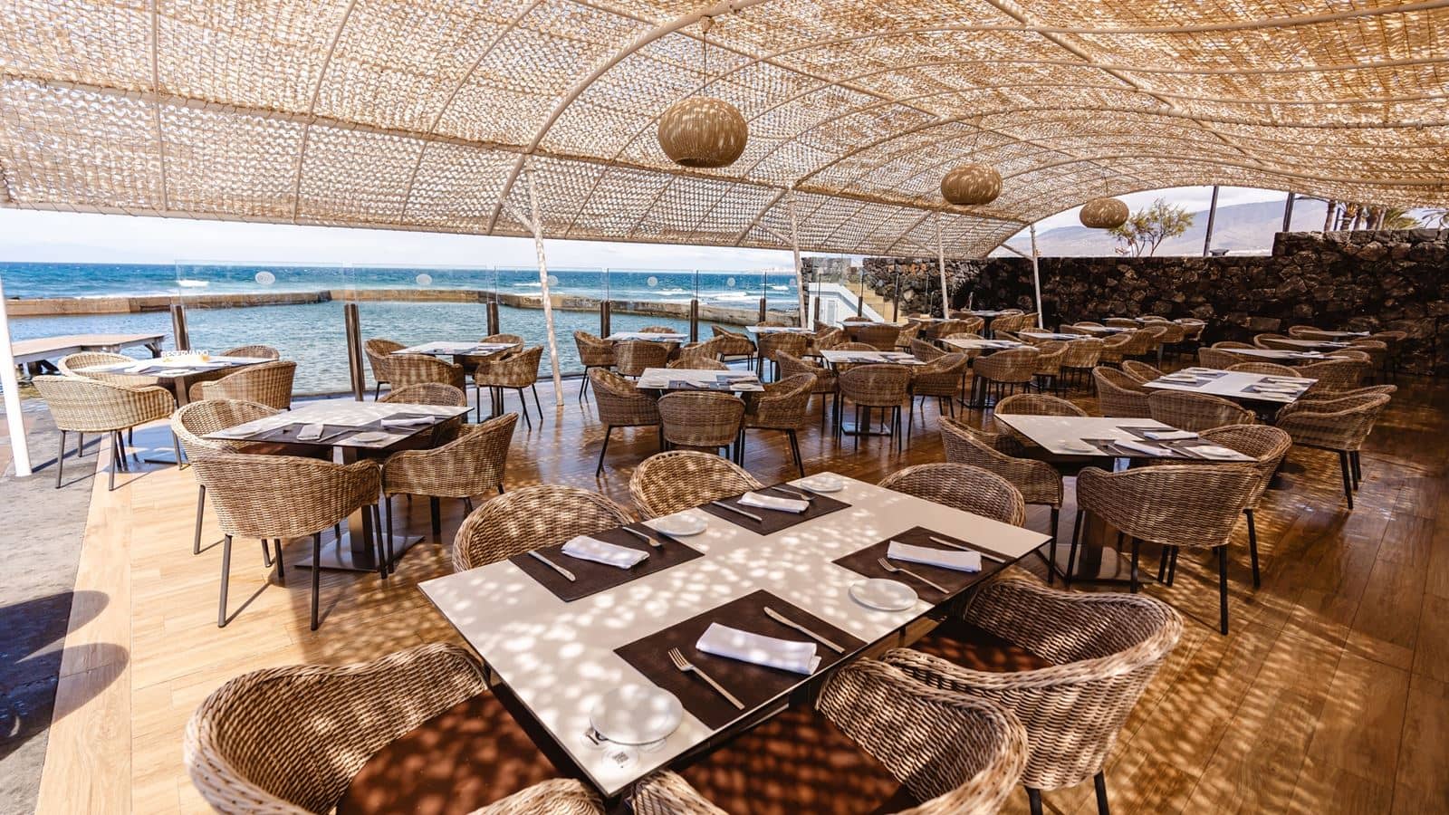 restaurants-o-a-b-e-a-c-h-c-l-u-b