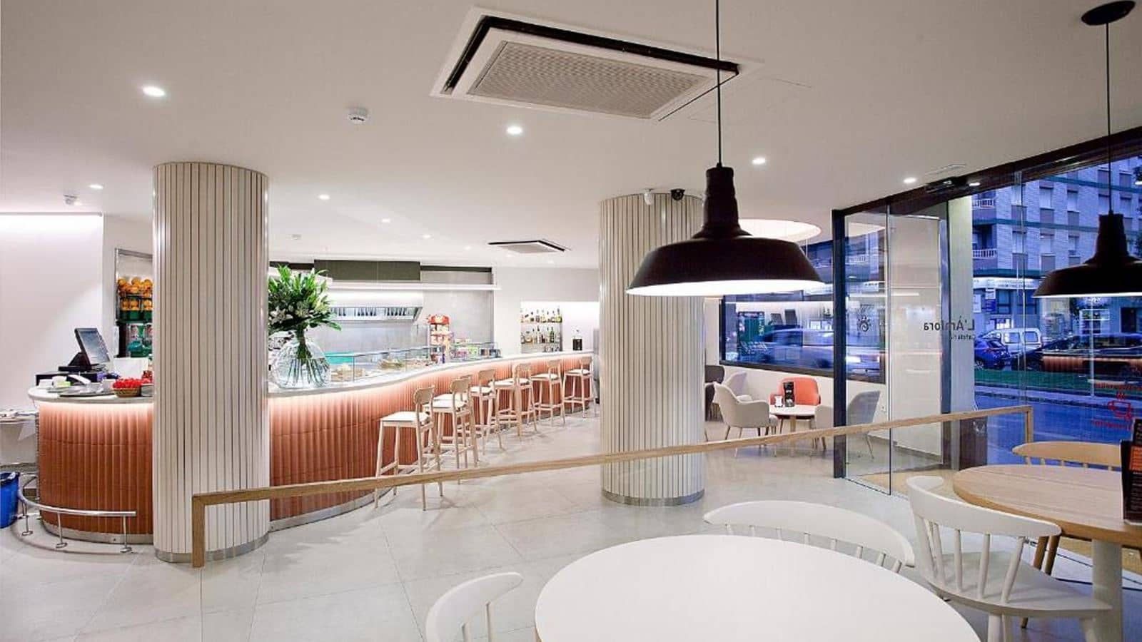 bars-cafeteria-amfora