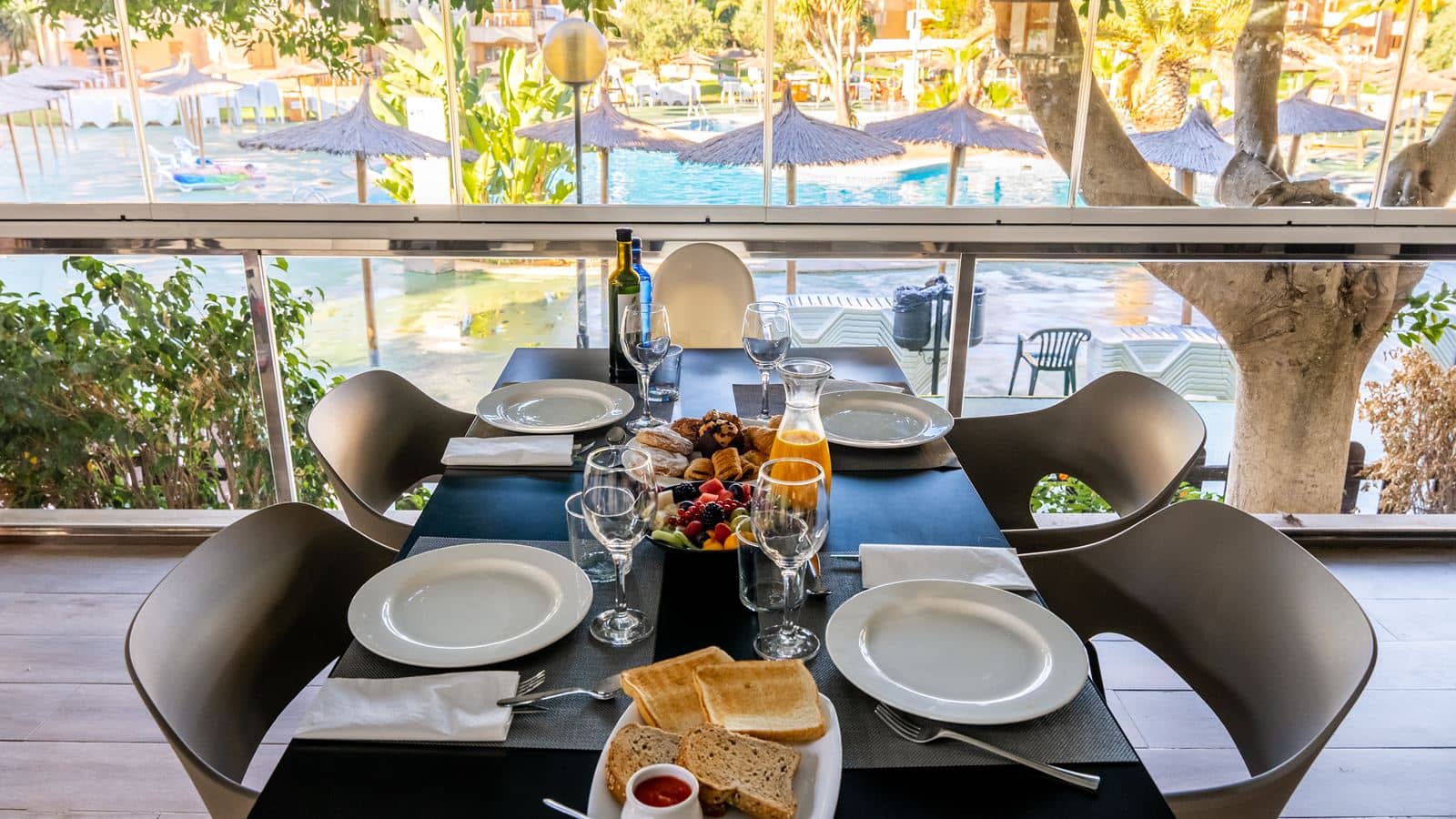 restaurants-restaurant-buffet