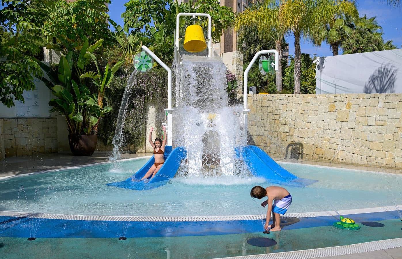 pools-outdoor-childrens-pool