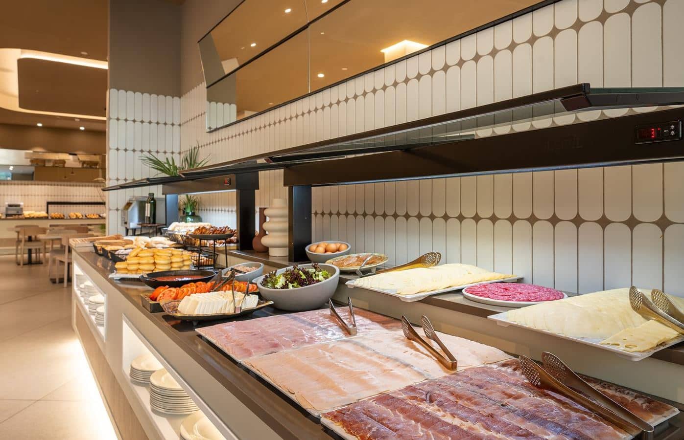 restaurants-buffet-restaurant-main-restaurant