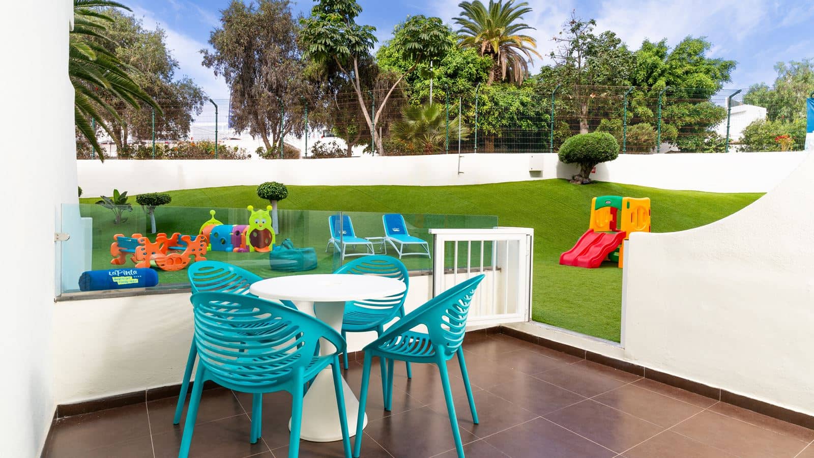 rooms-apartment-1-bedroom-family