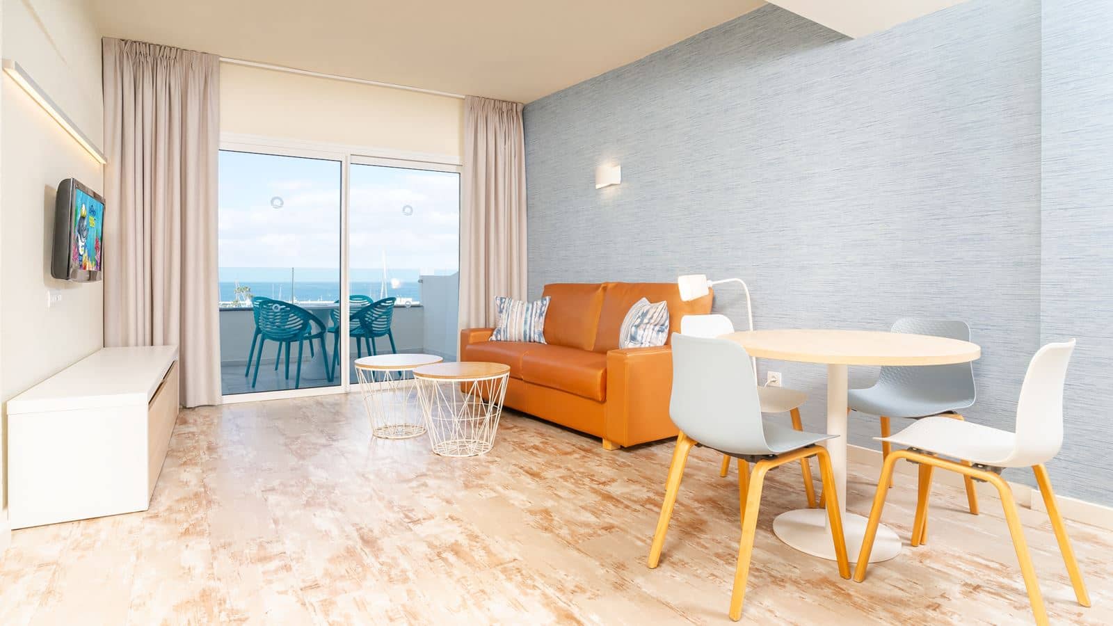 rooms-apartment-1-bedroom-superior
