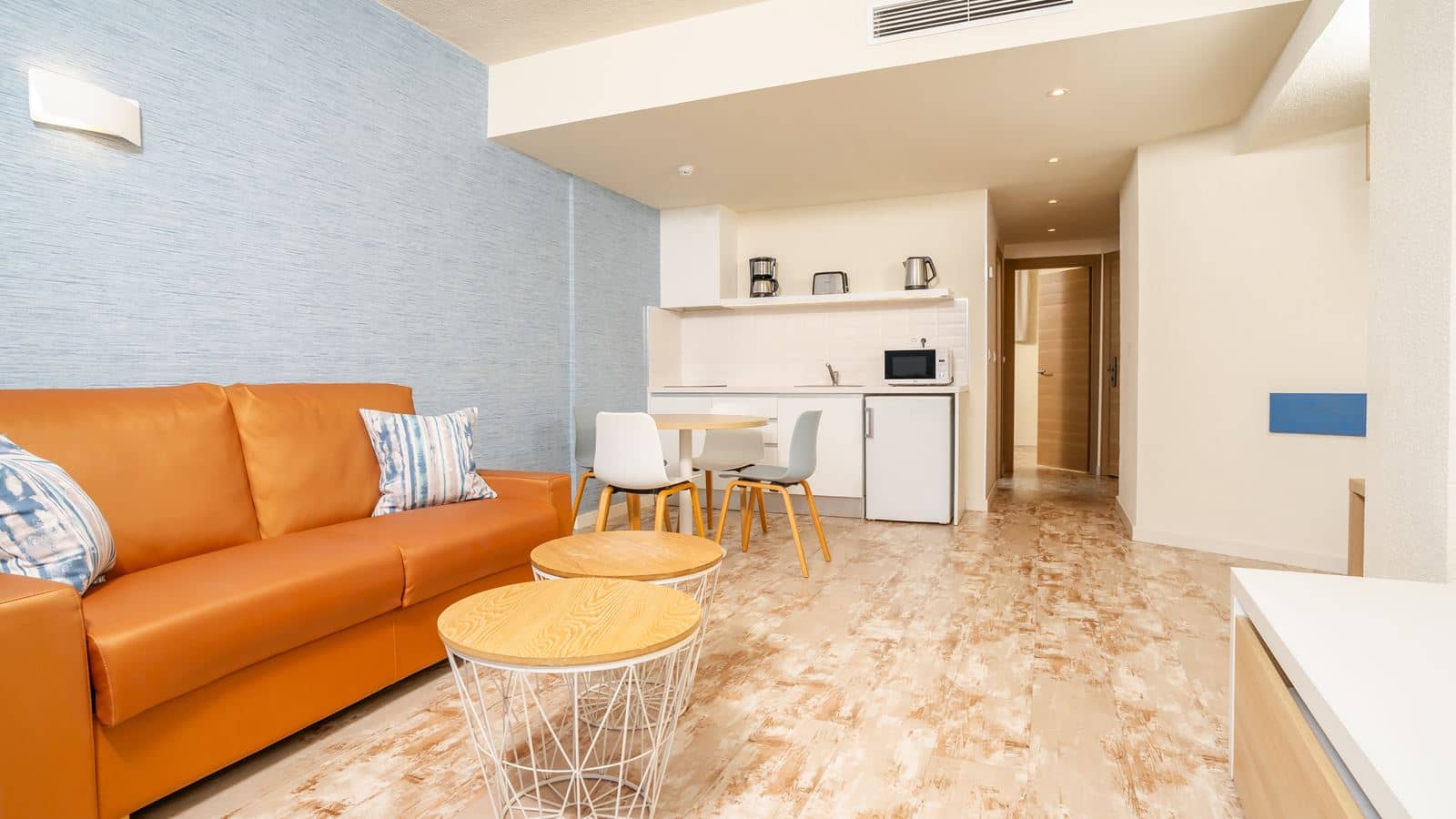 rooms-apartment-1-bedroom-superior