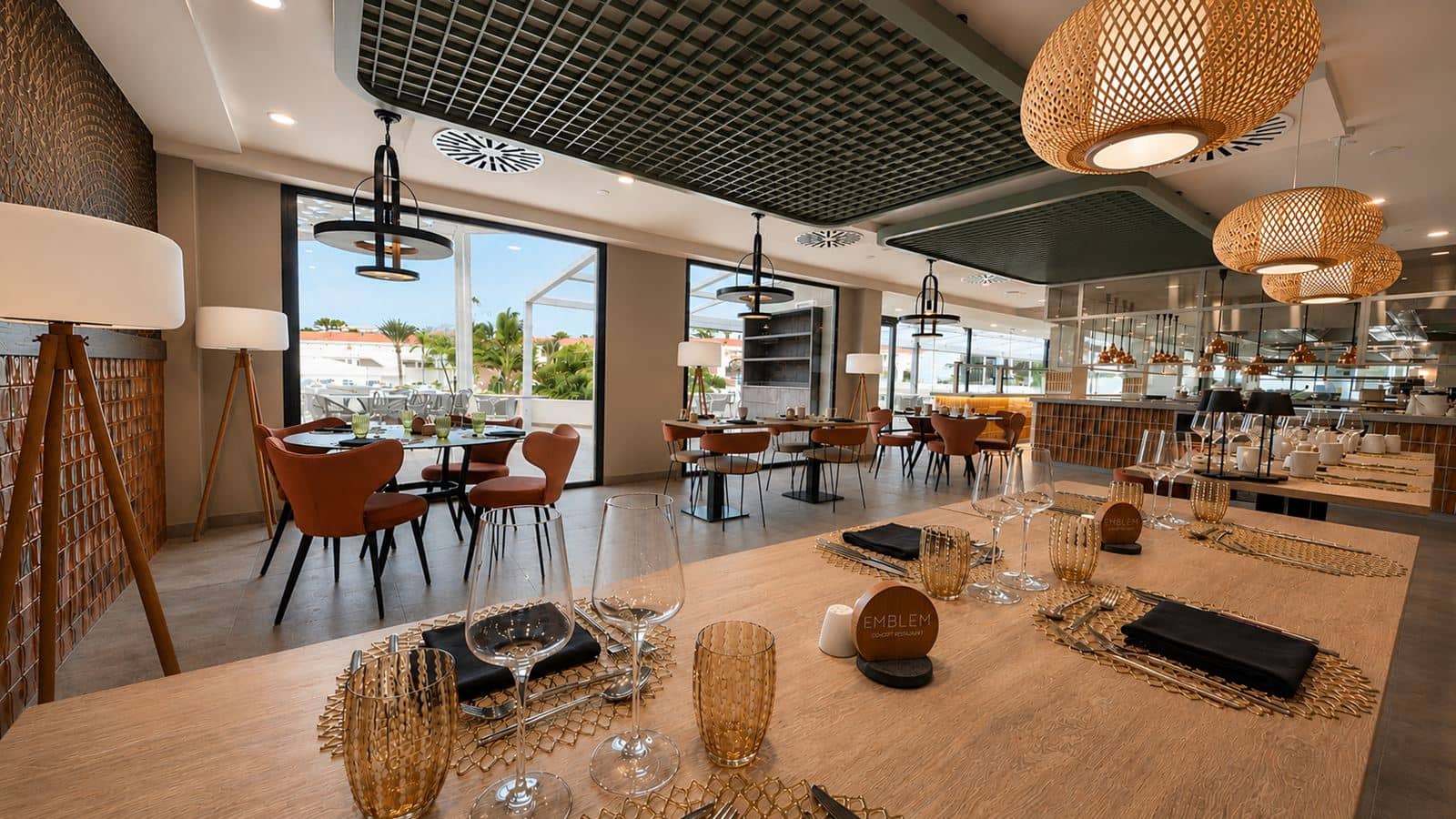 restaurants-restaurants