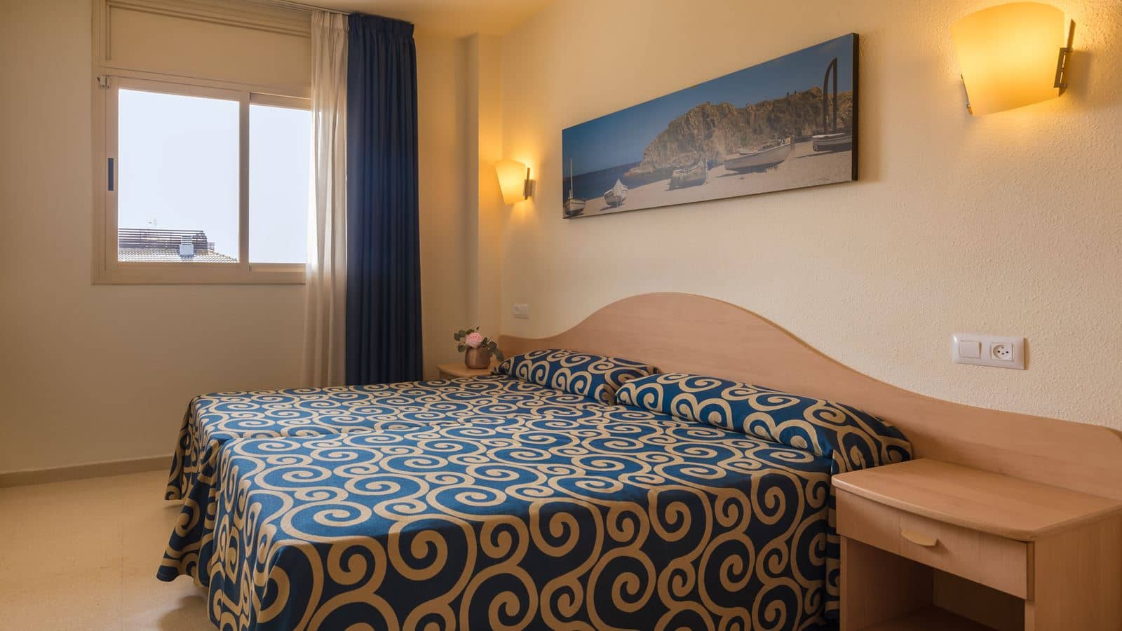 rooms-doble-standard-balcony