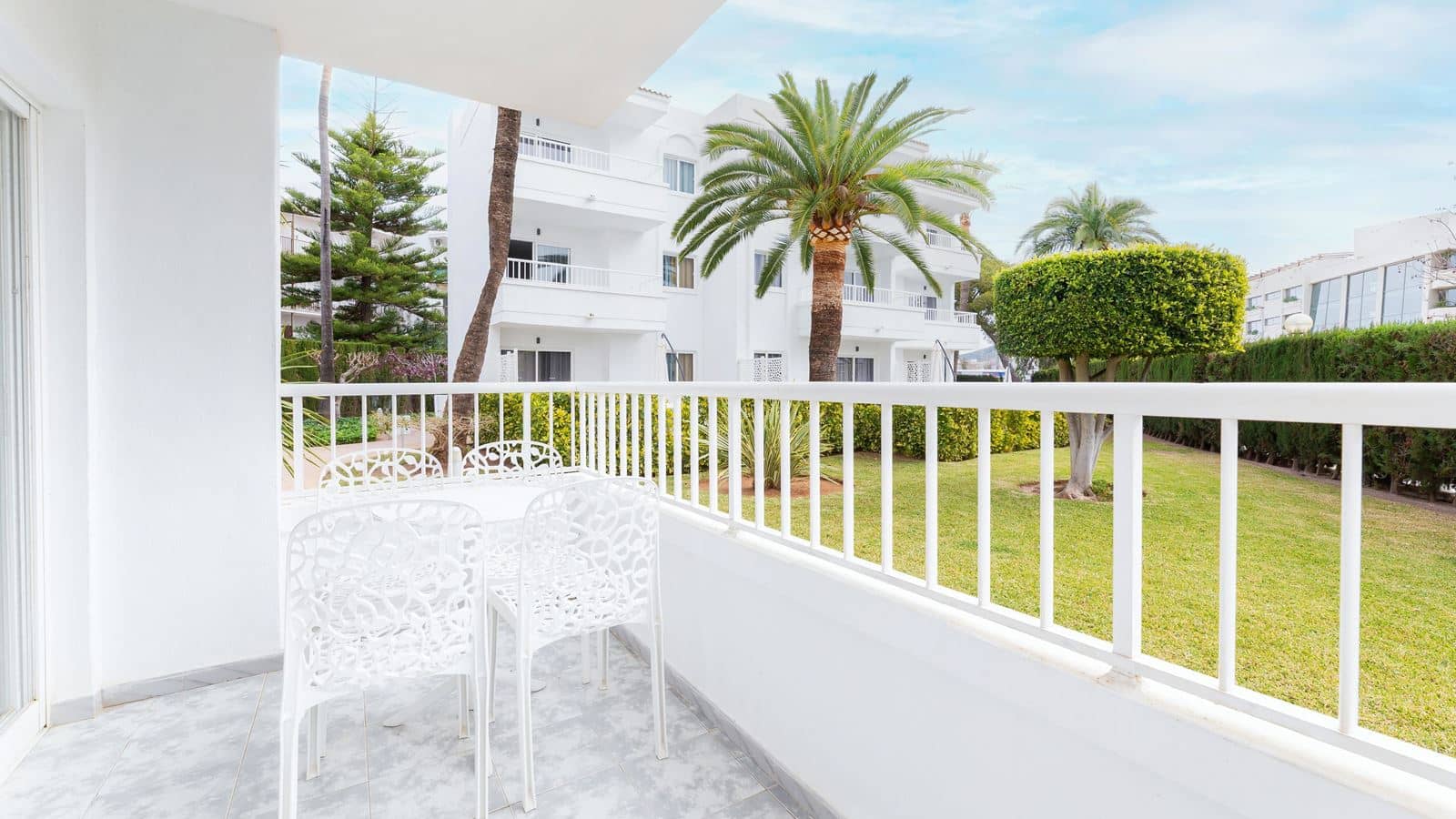 rooms-promo-one-bedroom-apartment-palm-garden--annex-building--balcony-or-terrace