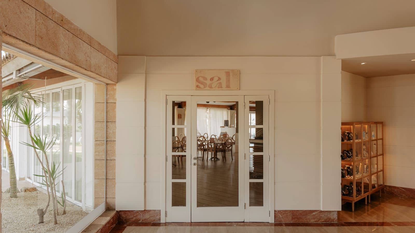 bars-bar-cafeteria