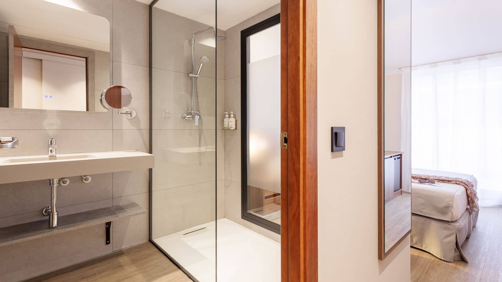 rooms-comfort-room