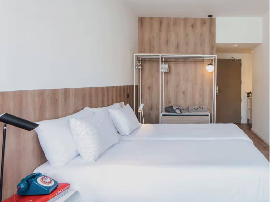 rooms-double-for-single-use