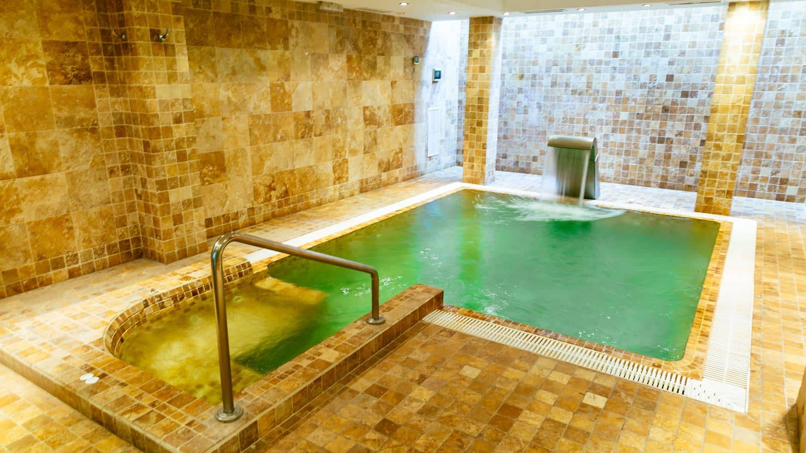 pools-indoor-pool