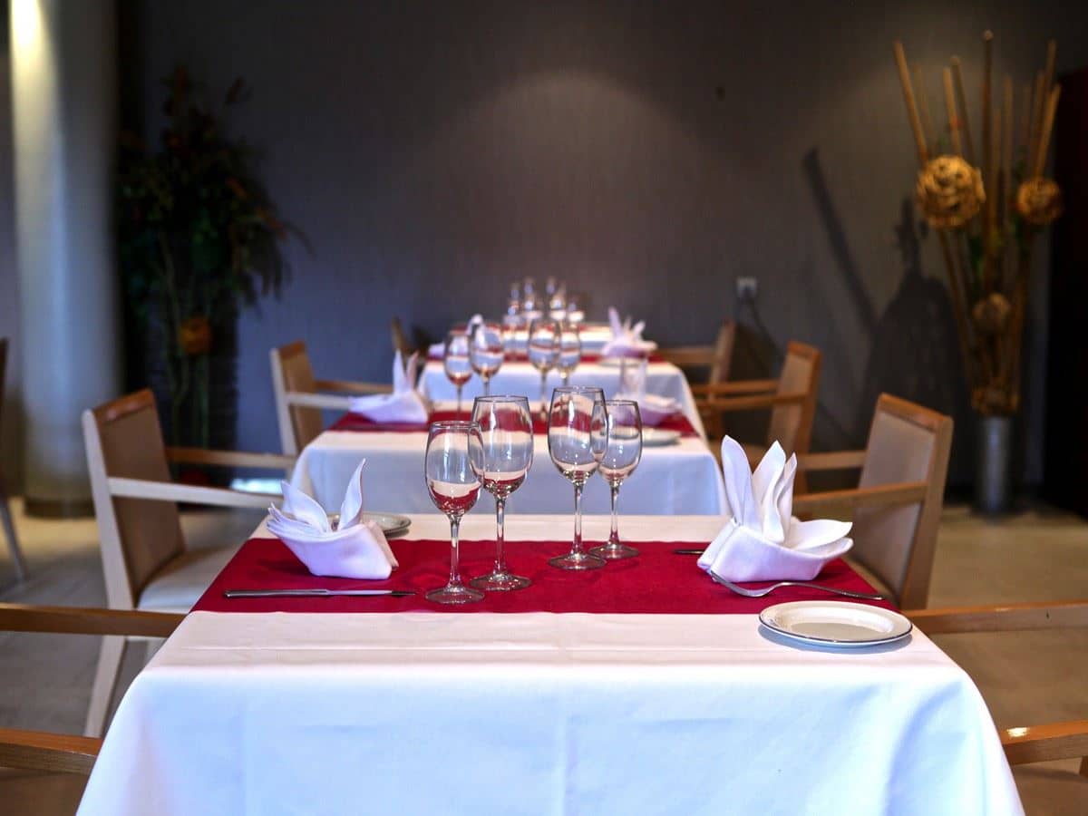 restaurants-restaurants