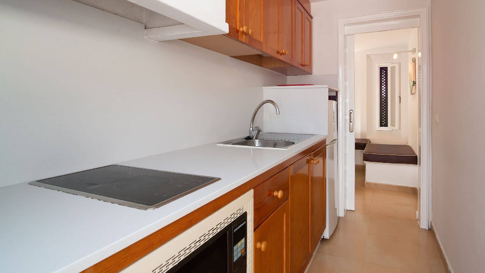 rooms-one-bedroom-bungalow-balcony-or-terrace