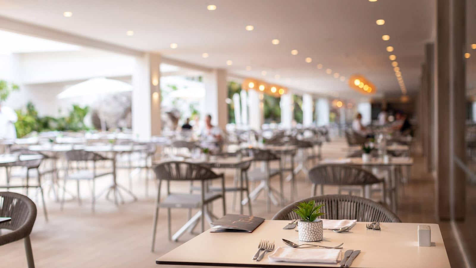 restaurants-food-market