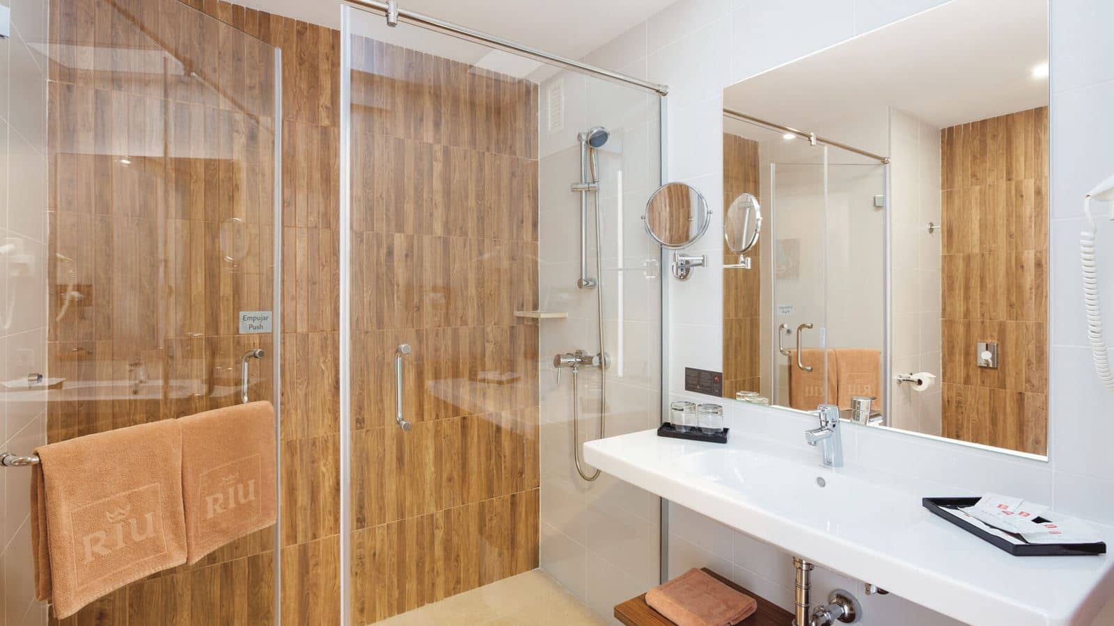 rooms-double-room