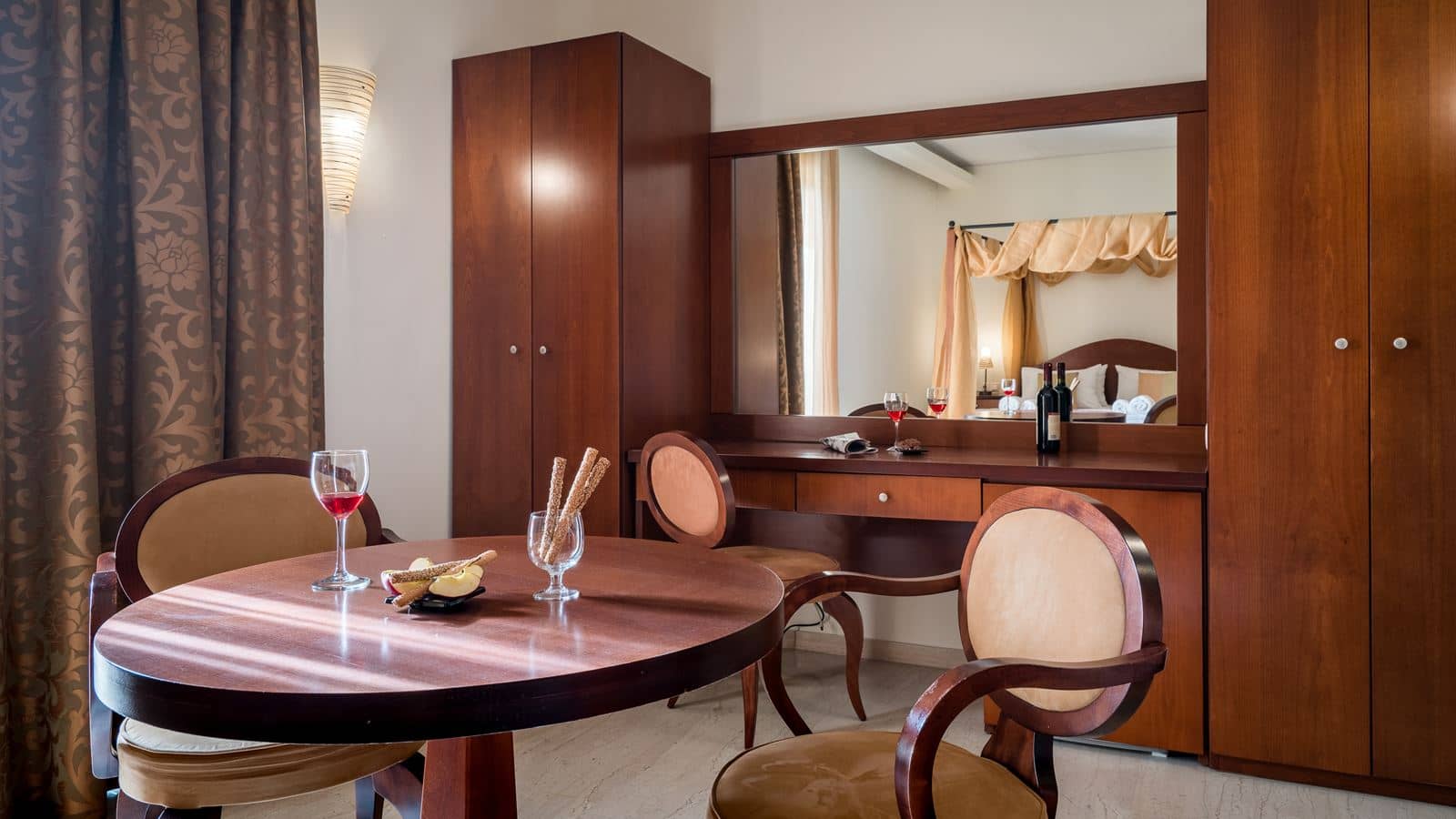 rooms-suite