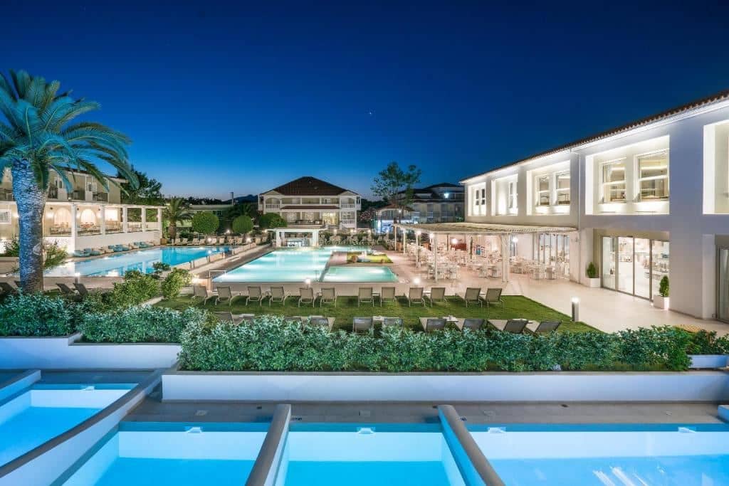 rooms-suite-private-pool