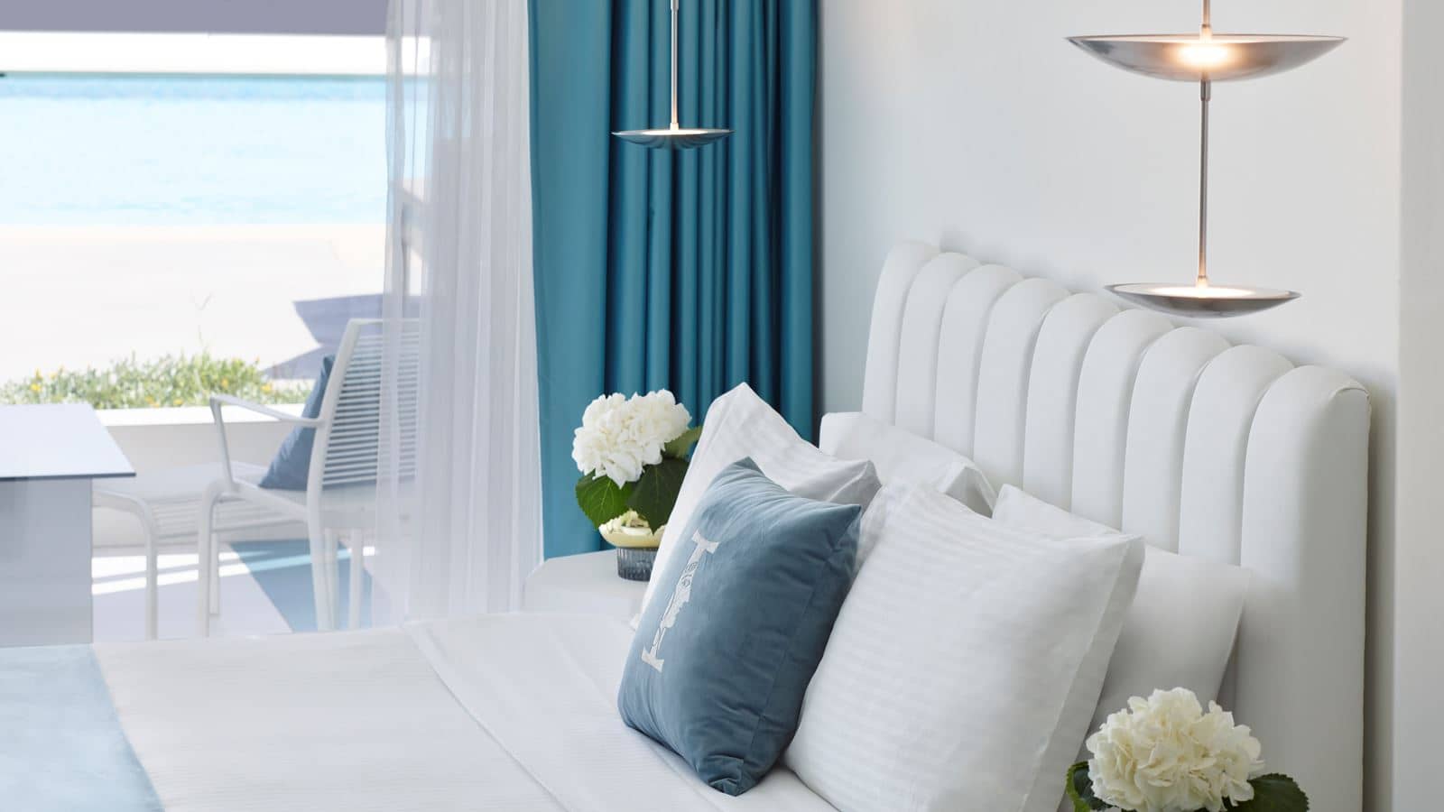 rooms-silver-family-2-bedroom-land-view
