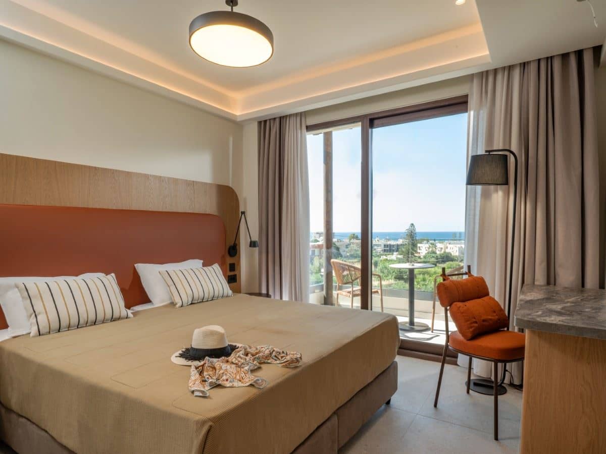 rooms-room-double-balcony-or-terrace