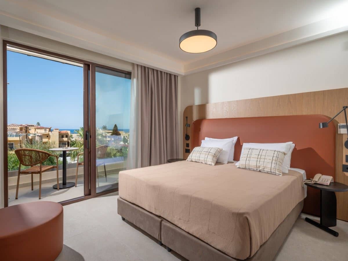 rooms-single-room-balcony-or-terrace