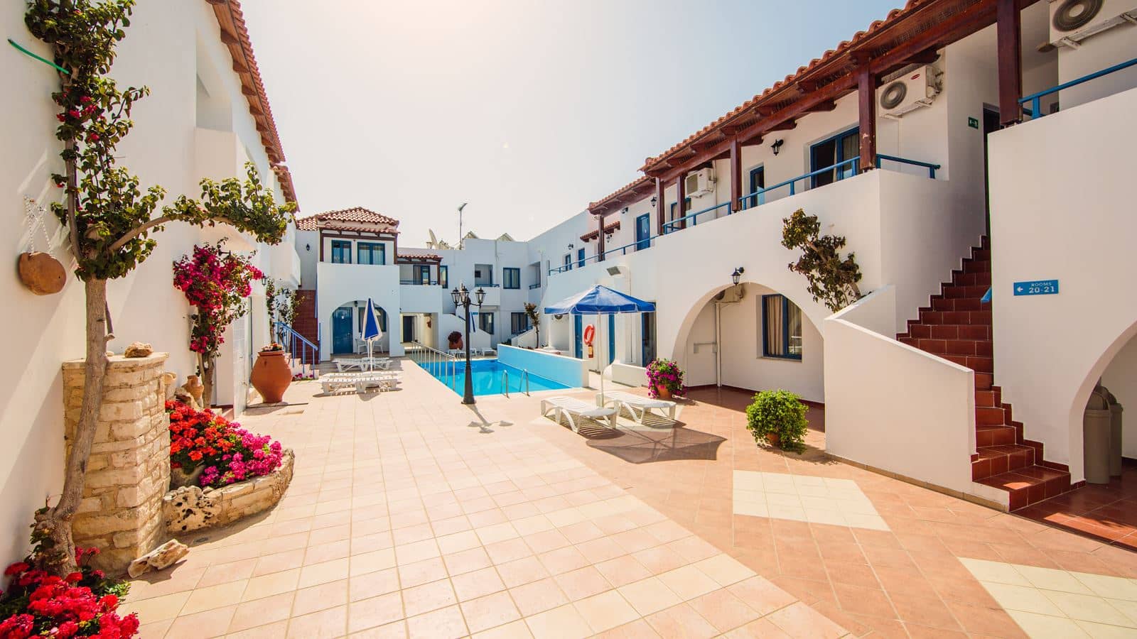 pools-outdoor-pool