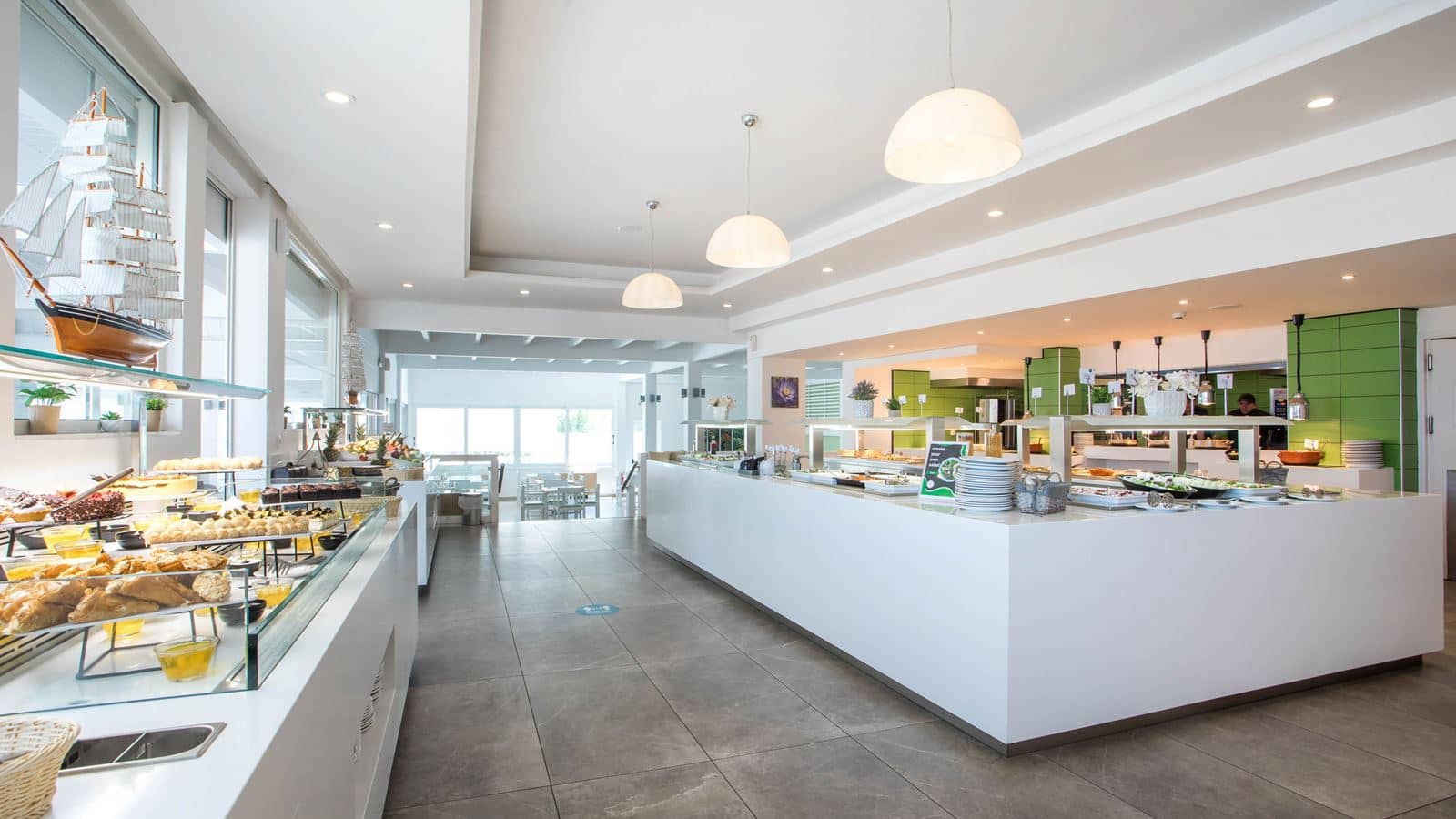 restaurants-main-restaurant-athena
