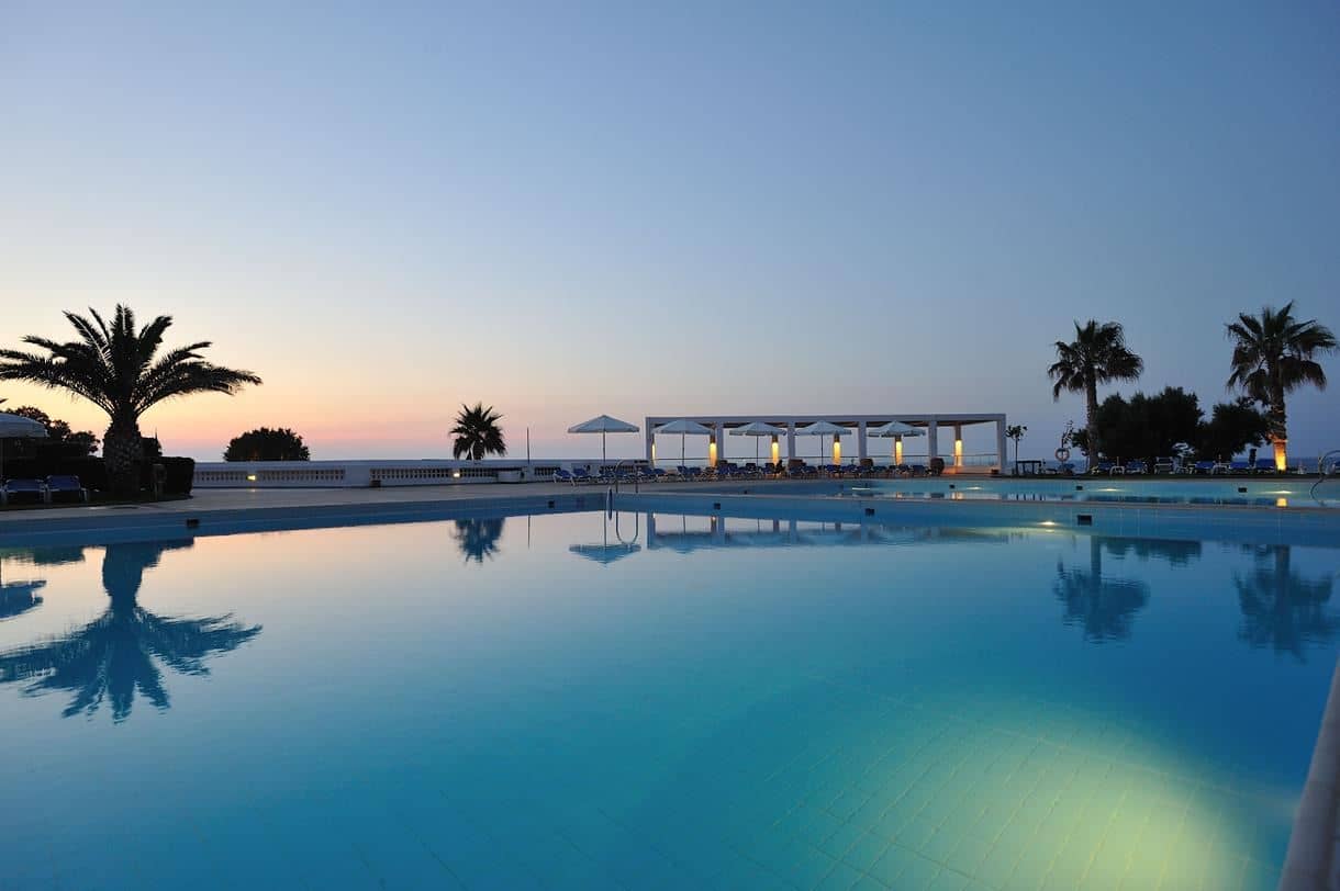 pools-outdoor-pool