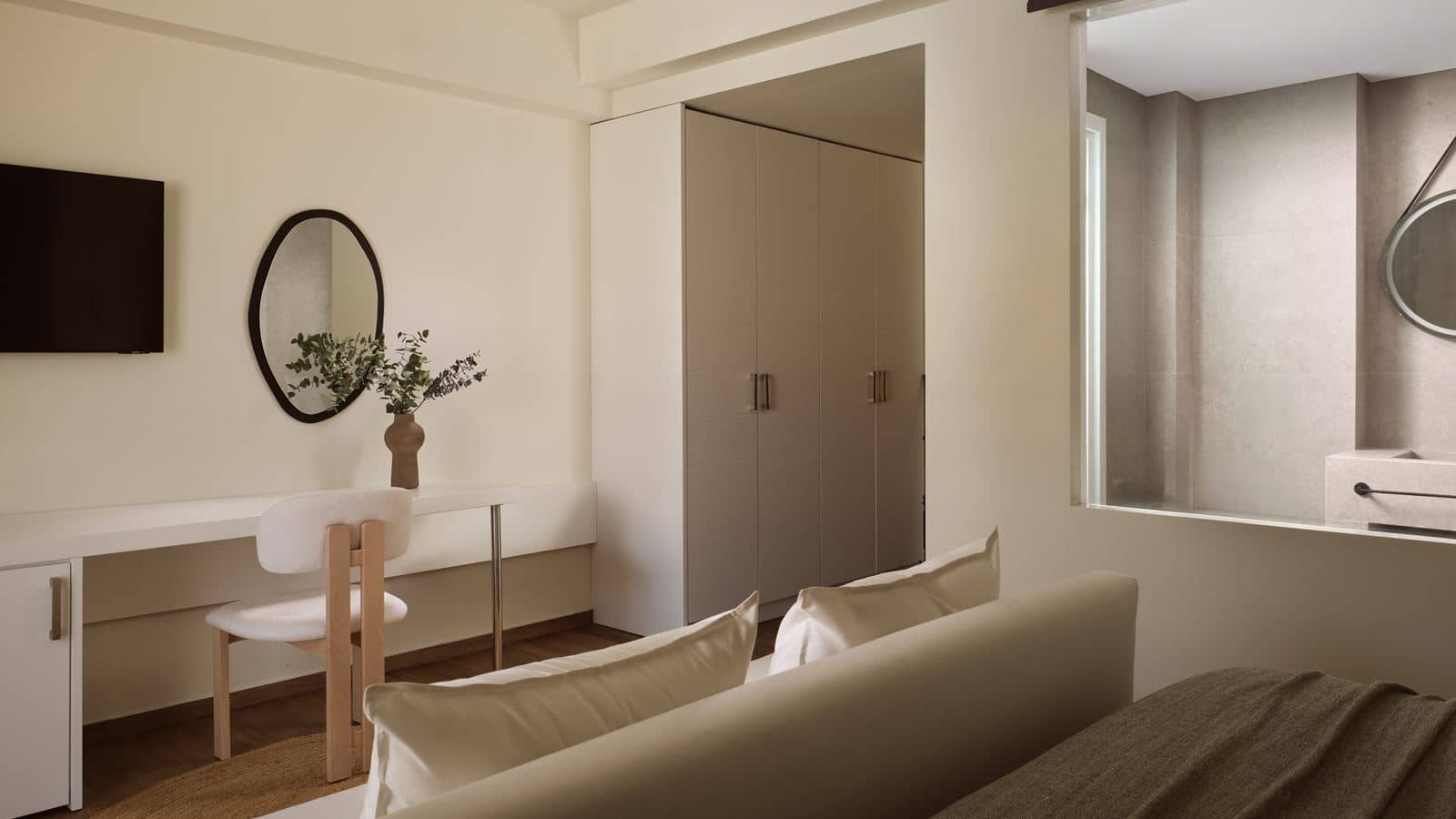 rooms-premium-deluxe-room