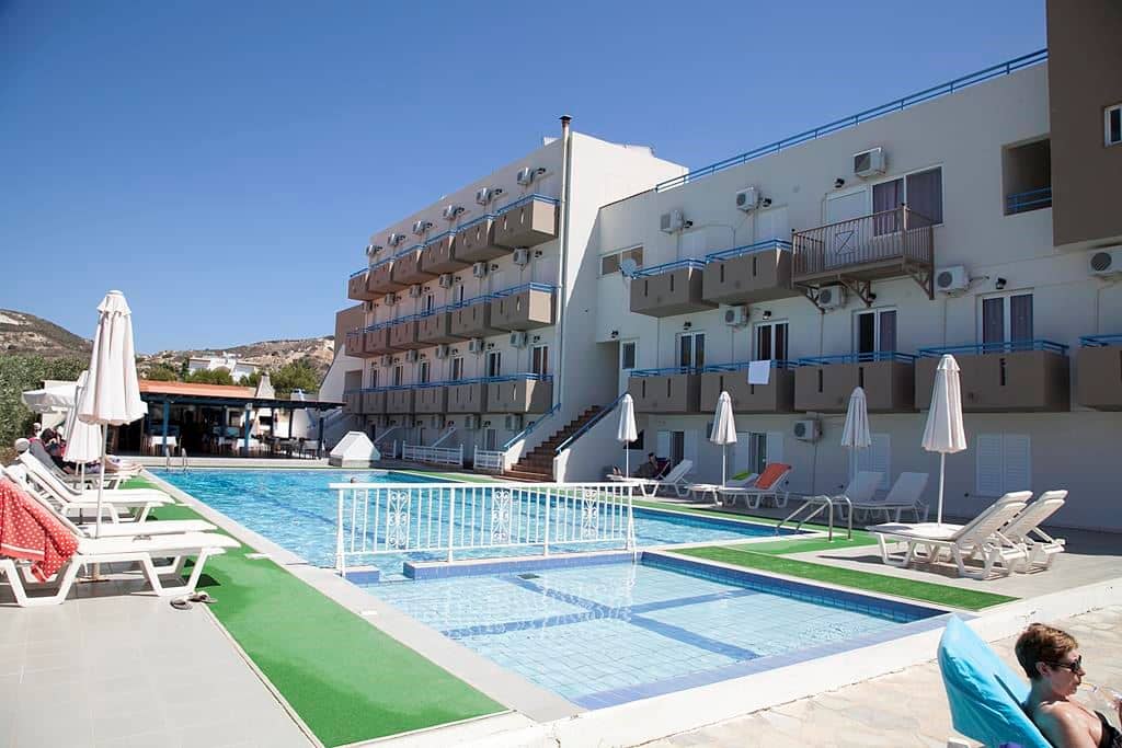 pools-outdoor-pool