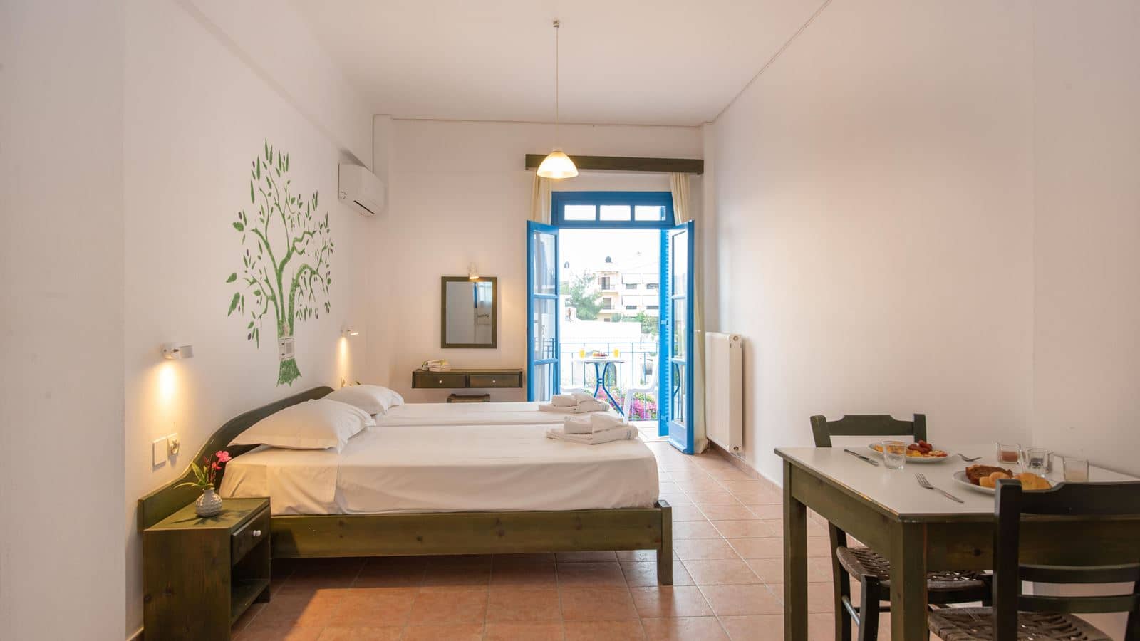 rooms-economy-suite-balcony-or-terrace