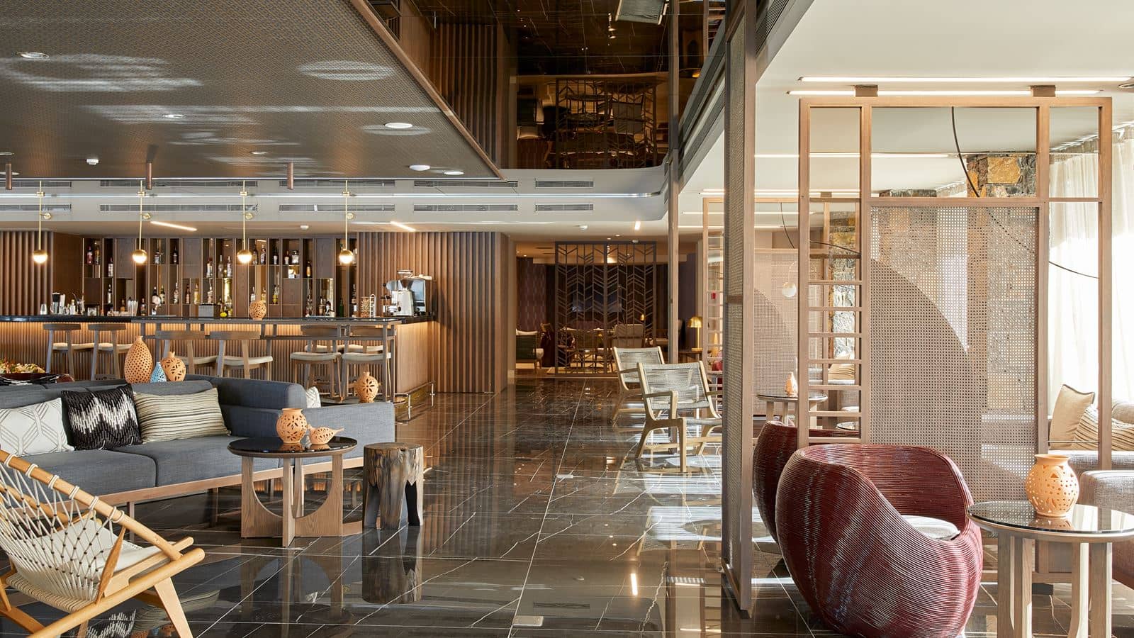 bars-thea-lobby-bar