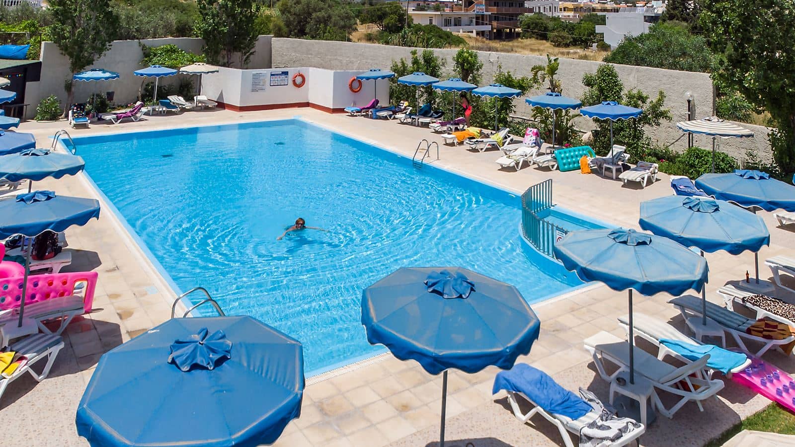 pools-outdoor-pool