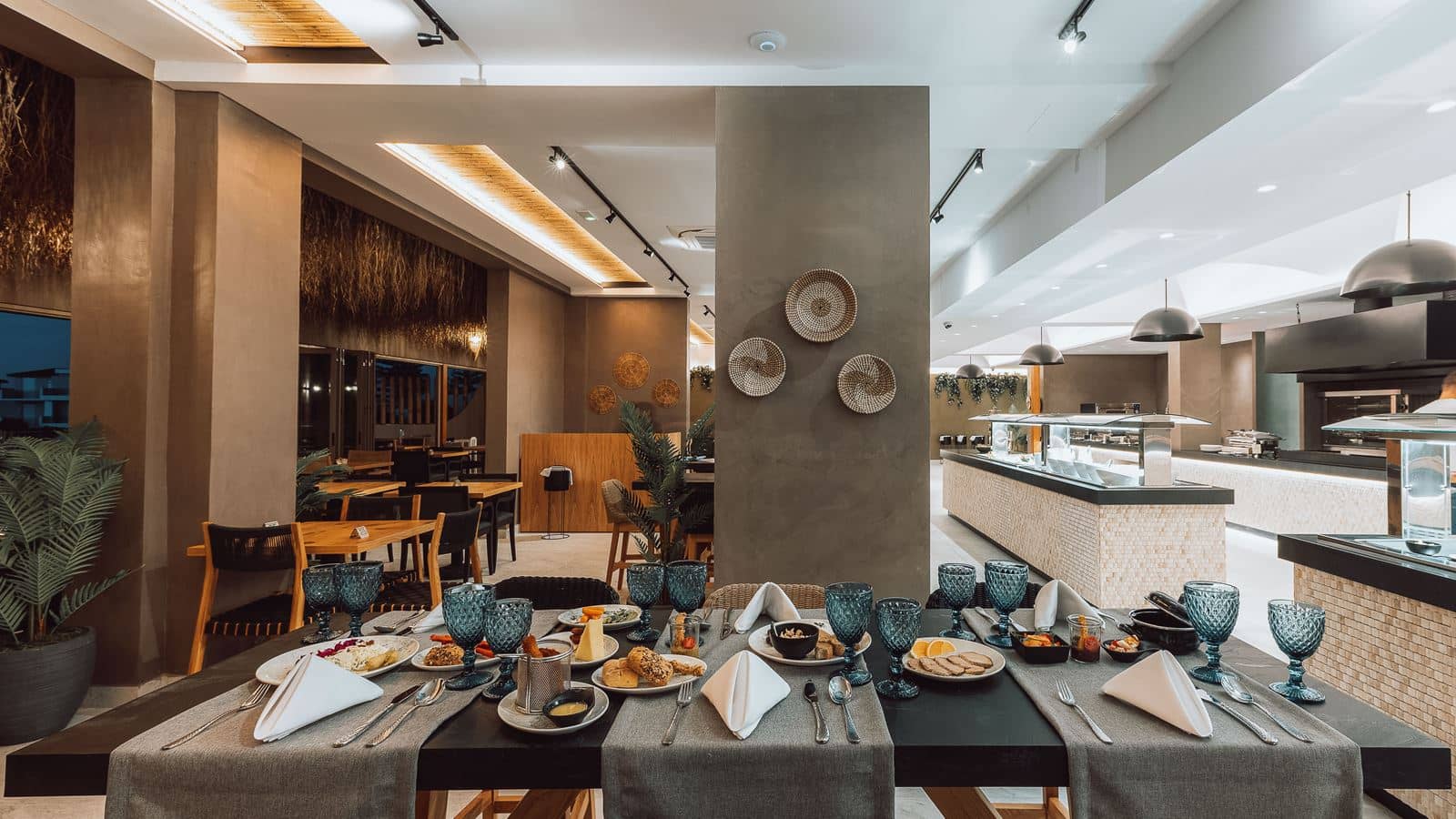 restaurants-main-restaurant