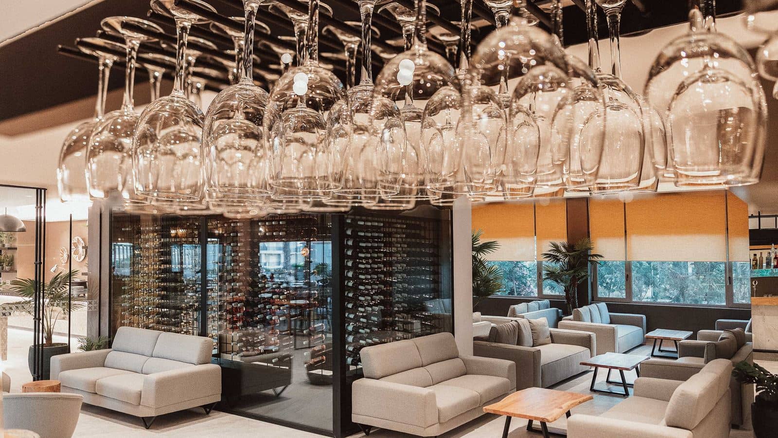 bars-main-bar